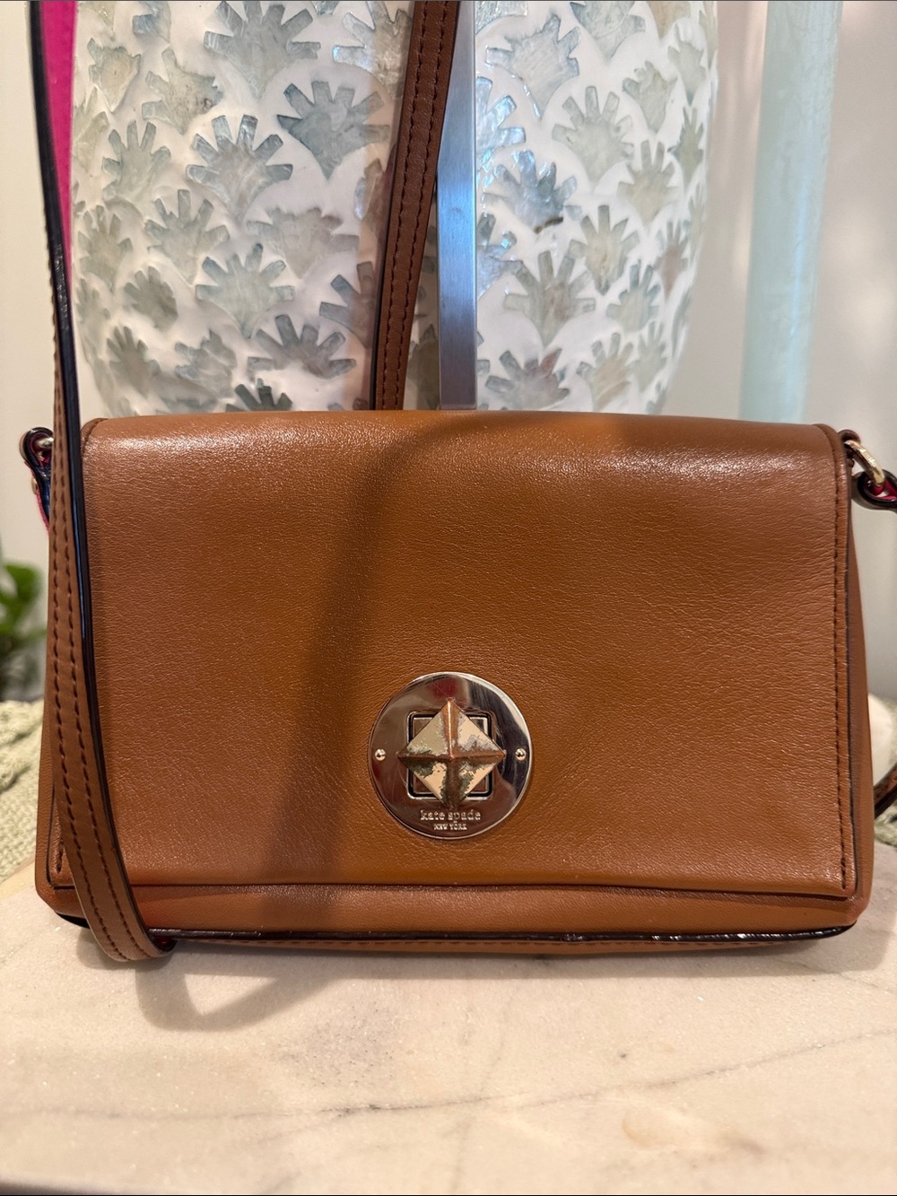 kate spade story book crossbody